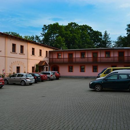 Penzion U Parku Rumburk Buitenkant foto